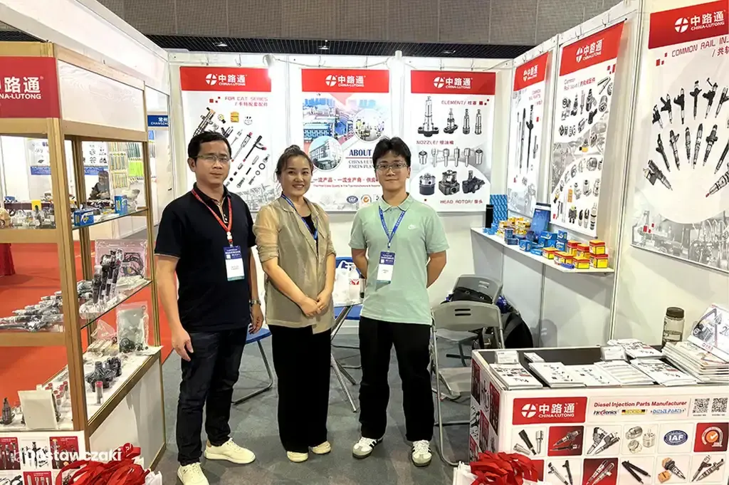 Automotive nozzles DLLA148P1407